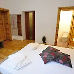 Dinicu Residence - Central Location