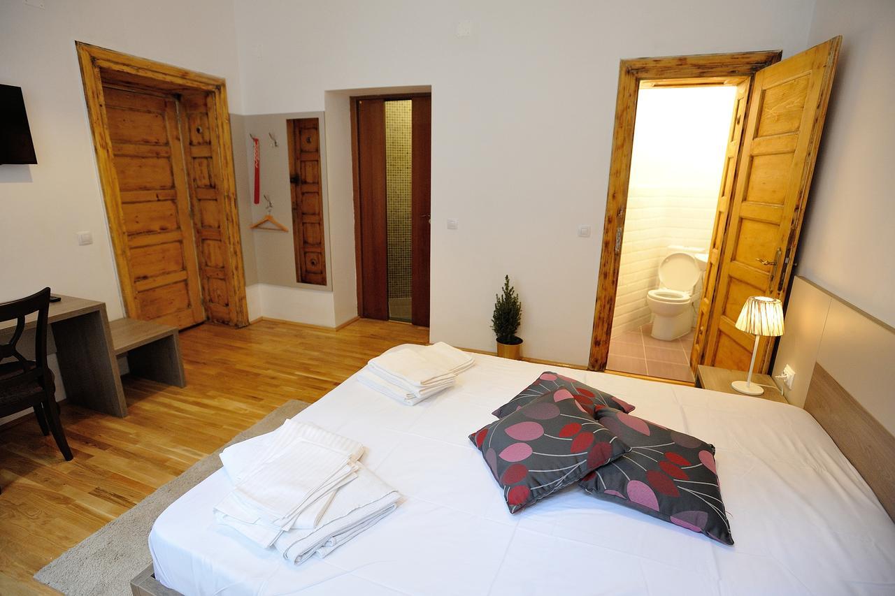 Dinicu - Location Brasov